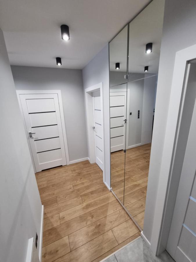 Apartament Ventus Business And Living 46 キェルツェ エクステリア 写真