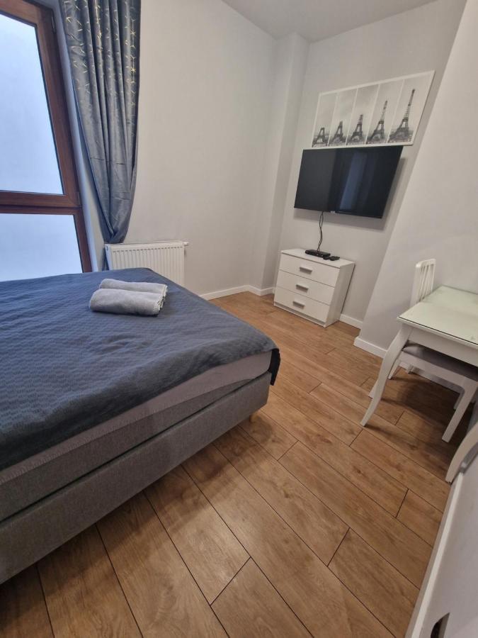 Apartament Ventus Business And Living 46 キェルツェ エクステリア 写真