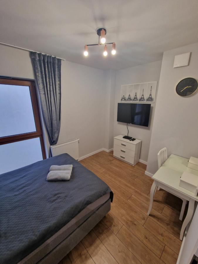 Apartament Ventus Business And Living 46 キェルツェ エクステリア 写真
